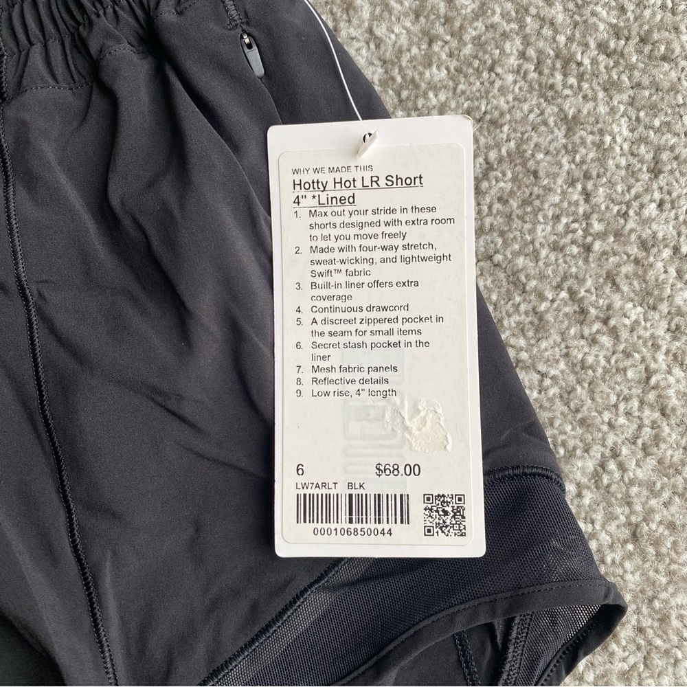 ‼️SOLD OUT‼️Lululemon Hotty Hot Low Rise 4” Shorts Lined - Picture 5 of 8